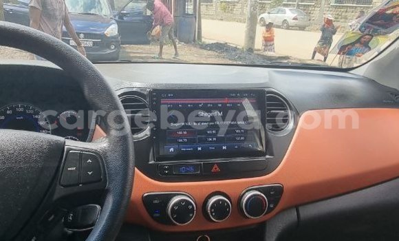 Acheter Occasion Voiture Hyundai i10 Gris à Addis Ababa, Ethiopie Acheter Occasion Voiture Hyundai i10 Gris à Addis Ababa, Ethiopie