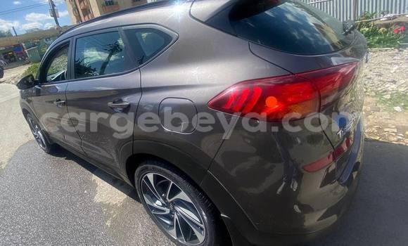 Acheter Occasion Voiture Hyundai Tucson Beige à Addis Ababa, Ethiopie Acheter Occasion Voiture Hyundai Tucson Beige à Addis Ababa, Ethiopie