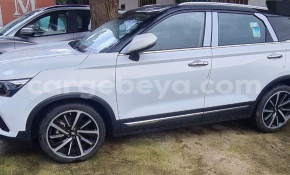 Acheter Neuf Voiture FAW Besturn B70 Blanc à Addis Ababa, Ethiopie Acheter Neuf Voiture FAW Besturn B70 Blanc à Addis Ababa, Ethiopie