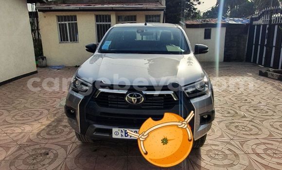 ይግዙ ያገለገለ Toyota Hilux ብር መኪና በ አዲስ አበባ በ ኢትዮጵያ ይግዙ ያገለገለ Toyota Hilux ብር መኪና በ አዲስ አበባ በ ኢትዮጵያ