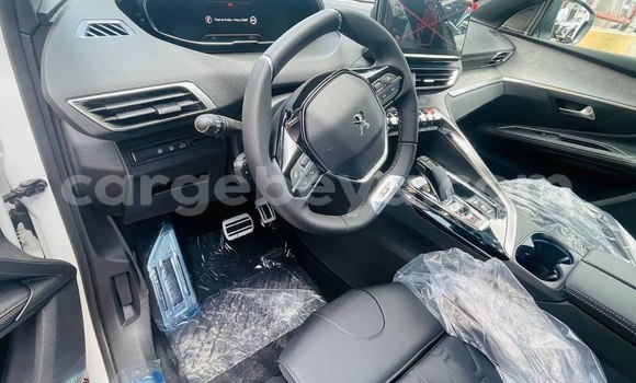 ይግዙ ያገለገለ Peugeot 5008 ነጭ መኪና በ አዲስ አበባ በ ኢትዮጵያ ይግዙ ያገለገለ Peugeot 5008 ነጭ መኪና በ አዲስ አበባ በ ኢትዮጵያ