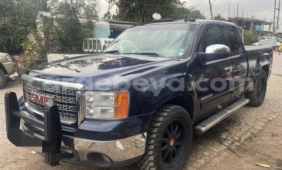 Buy Used GMC Sierra Blue Car in Addis–Ababa in Ethiopia