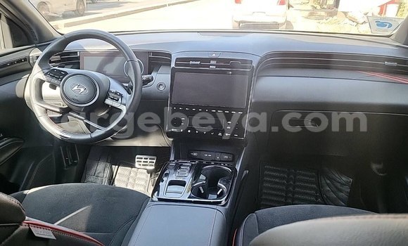 Acheter Occasion Voiture Hyundai Tucson Beige à Addis Ababa, Ethiopie Acheter Occasion Voiture Hyundai Tucson Beige à Addis Ababa, Ethiopie