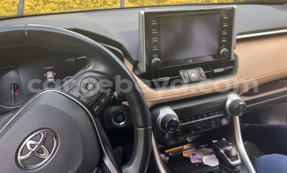 Acheter Occasion Voiture Toyota RAV4 Beige à Addis Ababa, Ethiopie Acheter Occasion Voiture Toyota RAV4 Beige à Addis Ababa, Ethiopie