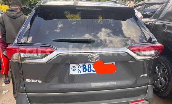 Acheter Occasion Voiture Toyota RAV4 Beige à Addis Ababa, Ethiopie Acheter Occasion Voiture Toyota RAV4 Beige à Addis Ababa, Ethiopie