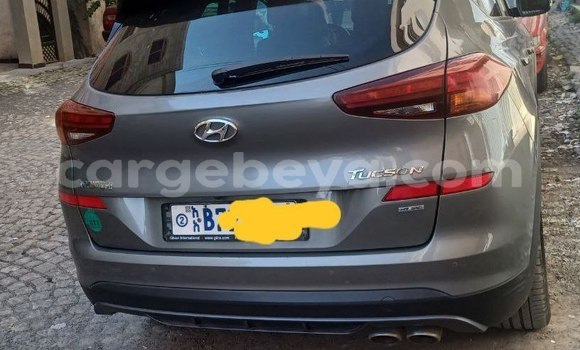 Acheter Occasion Voiture Hyundai Tucson Beige à Addis Ababa, Ethiopie Acheter Occasion Voiture Hyundai Tucson Beige à Addis Ababa, Ethiopie