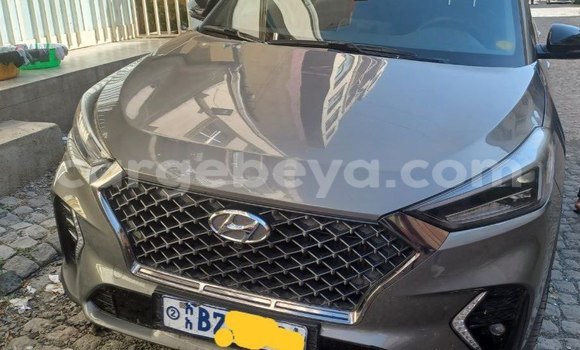 Acheter Occasion Voiture Hyundai Tucson Beige à Addis Ababa, Ethiopie Acheter Occasion Voiture Hyundai Tucson Beige à Addis Ababa, Ethiopie