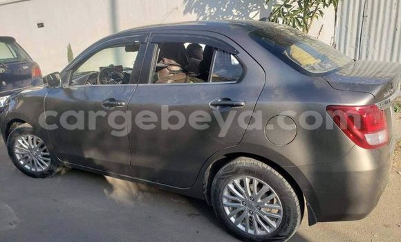 Acheter Occasion Voiture Suzuki Dzire Marron à Addis Ababa, Ethiopie Acheter Occasion Voiture Suzuki Dzire Marron à Addis Ababa, Ethiopie