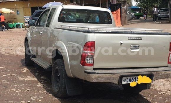Buy Used Toyota Hiluxe VIGO Beige Car in Addis–Ababa in Ethiopia Buy Used Toyota Hiluxe VIGO Beige Car in Addis–Ababa in Ethiopia