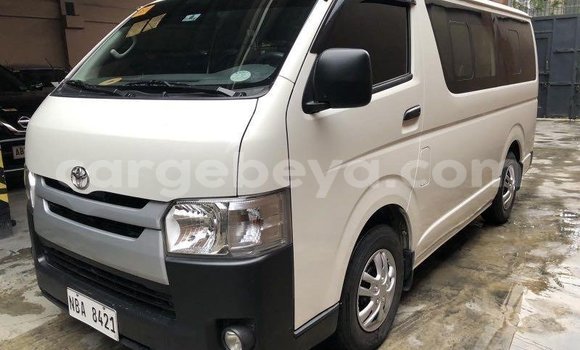 Buy Used Toyota Hiace White Car in Addis–Ababa in Ethiopia