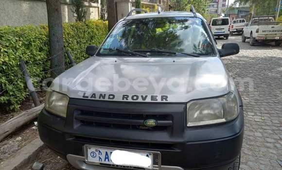 Buy Used Land Rover Freelander Silver Car in Addis–Ababa in Ethiopia