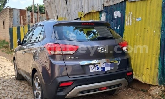 ይግዙ ያገለገለ Hyundai Creta ሰማያዊ መኪና በ አዲስ አበባ በ ኢትዮጵያ ይግዙ ያገለገለ Hyundai Creta ሰማያዊ መኪና በ አዲስ አበባ በ ኢትዮጵያ