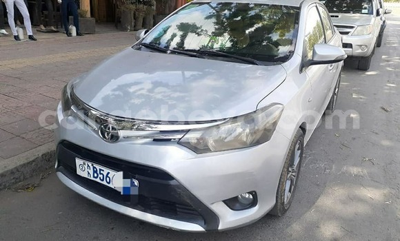 ይግዙ ያገለገለ Toyota Yaris ብር መኪና በ አዲስ አበባ በ ኢትዮጵያ ይግዙ ያገለገለ Toyota Yaris ብር መኪና በ አዲስ አበባ በ ኢትዮጵያ