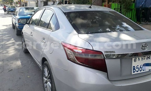ይግዙ ያገለገለ Toyota Yaris ብር መኪና በ አዲስ አበባ በ ኢትዮጵያ ይግዙ ያገለገለ Toyota Yaris ብር መኪና በ አዲስ አበባ በ ኢትዮጵያ