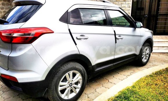 Acheter Occasion Voiture Hyundai Creta Gris à Addis Ababa, Ethiopie Acheter Occasion Voiture Hyundai Creta Gris à Addis Ababa, Ethiopie