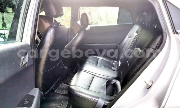 Acheter Occasion Voiture Hyundai Creta Gris à Addis Ababa, Ethiopie Acheter Occasion Voiture Hyundai Creta Gris à Addis Ababa, Ethiopie