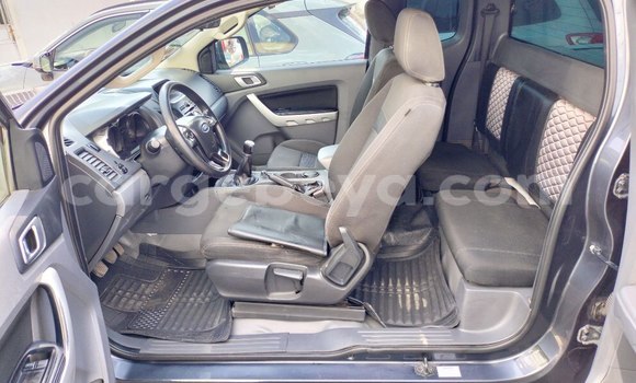 Acheter Occasion Voiture Ford Ranger Beige à Addis Ababa, Ethiopie Acheter Occasion Voiture Ford Ranger Beige à Addis Ababa, Ethiopie