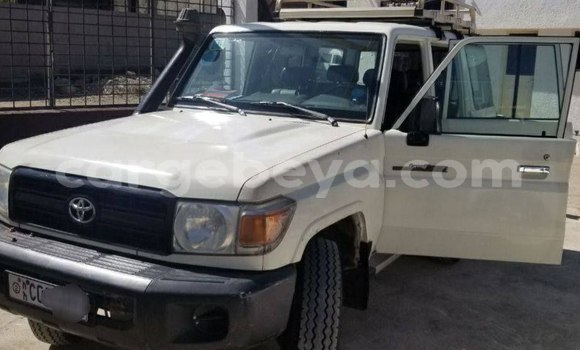 Acheter Occasion Voiture Toyota Mark II Blanc à Addis Ababa, Ethiopie Acheter Occasion Voiture Toyota Mark II Blanc à Addis Ababa, Ethiopie