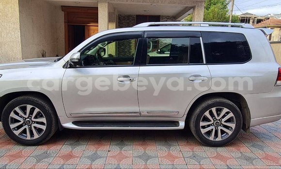 Buy Used Toyota Land Cruiser Silver Car in Addis–Ababa in Ethiopia
