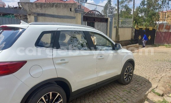 Acheter Neuf Voiture FAW Besturn X80 Blanc à Addis Ababa, Ethiopie Acheter Neuf Voiture FAW Besturn X80 Blanc à Addis Ababa, Ethiopie