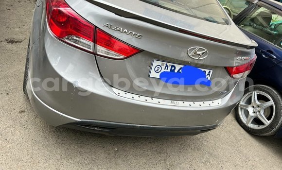 Acheter Occasion Voiture Hyundai Avante Beige à Addis Ababa, Ethiopie Acheter Occasion Voiture Hyundai Avante Beige à Addis Ababa, Ethiopie