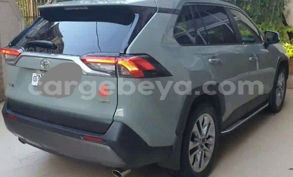 Acheter Occasion Voiture Toyota RAV4 Beige à Addis Ababa, Ethiopie Acheter Occasion Voiture Toyota RAV4 Beige à Addis Ababa, Ethiopie