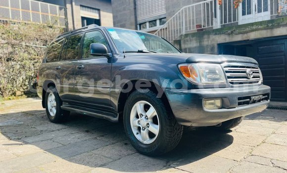 Acheter Occasion Voiture Toyota Land Cruiser Beige à Addis Ababa, Ethiopie