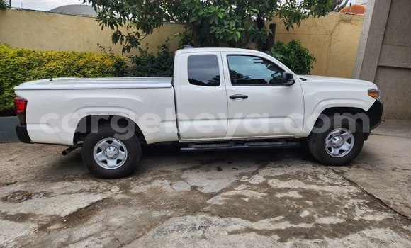 Acheter Occasion Voiture Toyota Tacoma Blanc à Addis Ababa, Ethiopie Acheter Occasion Voiture Toyota Tacoma Blanc à Addis Ababa, Ethiopie
