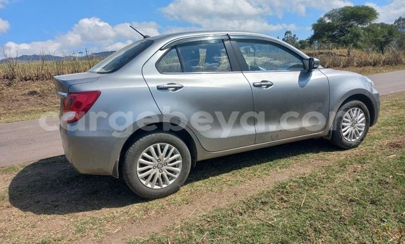 Acheter Occasion Voiture Suzuki Dzire Beige à Addis Ababa, Ethiopie Acheter Occasion Voiture Suzuki Dzire Beige à Addis Ababa, Ethiopie