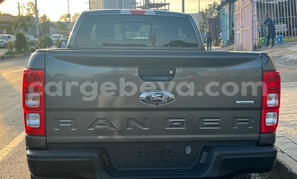 Acheter Occasion Voiture Ford Ranger (North America) Beige à Addis Ababa, Ethiopie Acheter Occasion Voiture Ford Ranger (North America) Beige à Addis Ababa, Ethiopie