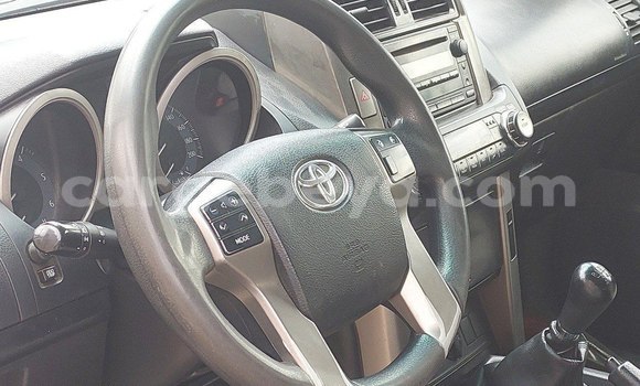 Acheter Occasion Voiture Toyota Land Cruiser Prado Gris à Addis Ababa, Ethiopie Acheter Occasion Voiture Toyota Land Cruiser Prado Gris à Addis Ababa, Ethiopie