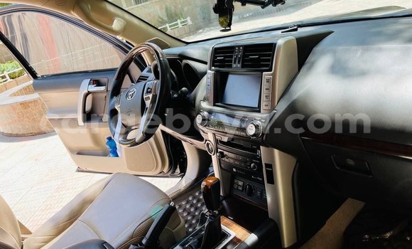 Acheter Occasion Voiture Toyota Land Cruiser Prado Noir à Addis Ababa, Ethiopie Acheter Occasion Voiture Toyota Land Cruiser Prado Noir à Addis Ababa, Ethiopie