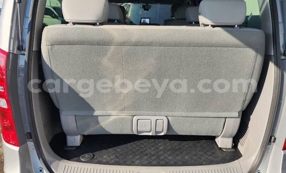 Acheter Neuf Voiture Hyundai Grand Starex Gris à Addis Ababa, Ethiopie Acheter Neuf Voiture Hyundai Grand Starex Gris à Addis Ababa, Ethiopie