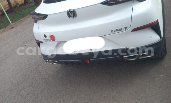 Acheter Neuf Voiture ChangFeng SUV (CS6) Blanc à Addis Ababa, Ethiopie Acheter Neuf Voiture ChangFeng SUV (CS6) Blanc à Addis Ababa, Ethiopie