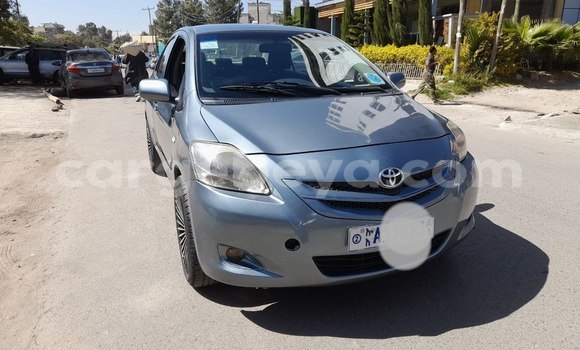 Acheter Occasion Voiture Toyota Yaris Beige à Addis Ababa, Ethiopie Acheter Occasion Voiture Toyota Yaris Beige à Addis Ababa, Ethiopie