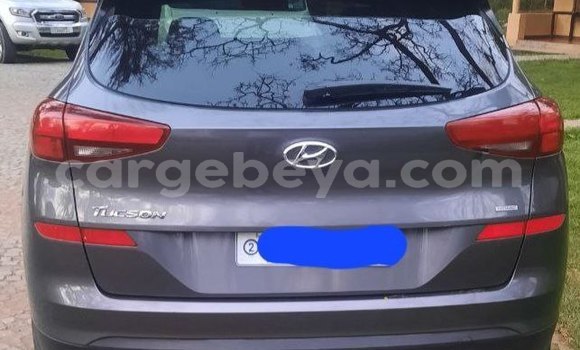 Acheter Occasion Voiture Hyundai Tucson Beige à Addis Ababa, Ethiopie Acheter Occasion Voiture Hyundai Tucson Beige à Addis Ababa, Ethiopie