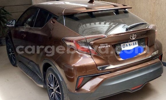 Acheter Occasion Voiture Toyota C-HR Marron à Addis Ababa, Ethiopie Acheter Occasion Voiture Toyota C-HR Marron à Addis Ababa, Ethiopie
