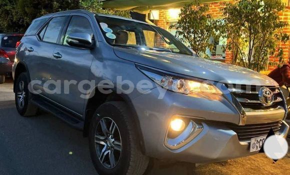 Buy Used Toyota Fortuner Beige Car in Addis–Ababa in Ethiopia Buy Used Toyota Fortuner Beige Car in Addis–Ababa in Ethiopia