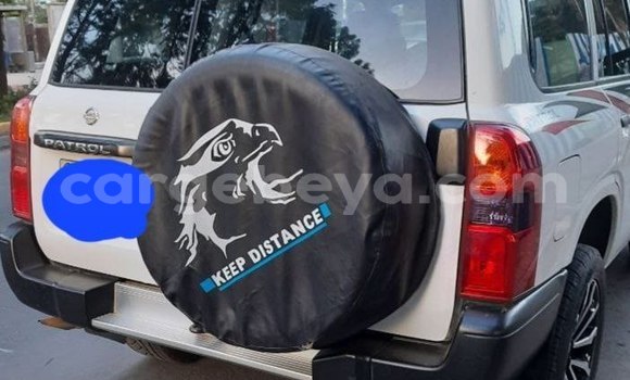 Acheter Occasion Voiture Nissan Patrol Blanc à Addis Ababa, Ethiopie Acheter Occasion Voiture Nissan Patrol Blanc à Addis Ababa, Ethiopie
