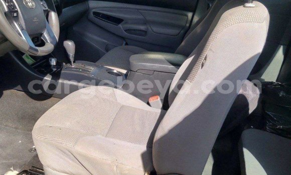 Acheter Occasion Voiture Toyota Tacoma Marron à Addis Ababa, Ethiopie Acheter Occasion Voiture Toyota Tacoma Marron à Addis Ababa, Ethiopie