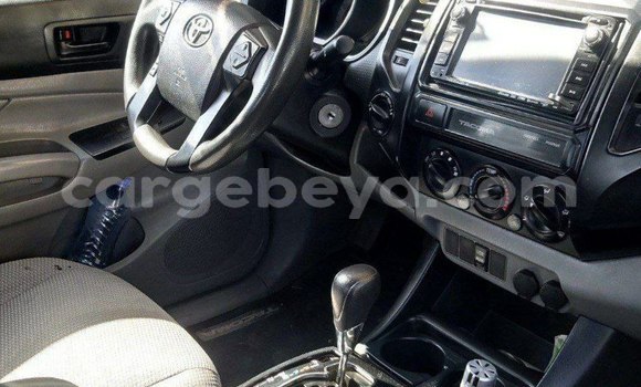 Acheter Occasion Voiture Toyota Tacoma Marron à Addis Ababa, Ethiopie Acheter Occasion Voiture Toyota Tacoma Marron à Addis Ababa, Ethiopie