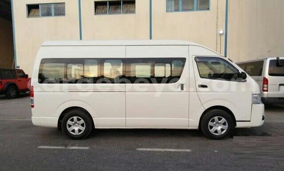Buy Used Toyota Hiace White Car in Addis–Ababa in Ethiopia Buy Used Toyota Hiace White Car in Addis–Ababa in Ethiopia