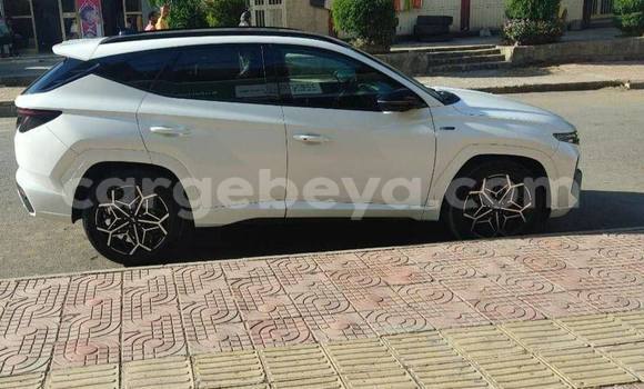 Acheter Occasion Voiture Hyundai Tucson Blanc à Addis Ababa, Ethiopie
