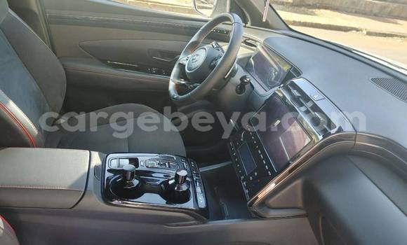 ይግዙ ያገለገለ Hyundai Tucson ነጭ መኪና በ አዲስ አበባ በ ኢትዮጵያ ይግዙ ያገለገለ Hyundai Tucson ነጭ መኪና በ አዲስ አበባ በ ኢትዮጵያ