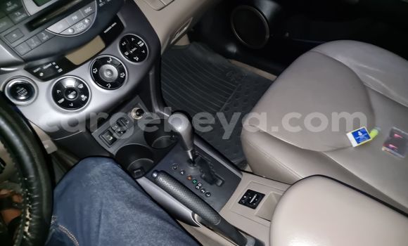 Acheter Occasion Voiture Toyota RAV4 Gris à Addis Ababa, Ethiopie Acheter Occasion Voiture Toyota RAV4 Gris à Addis Ababa, Ethiopie