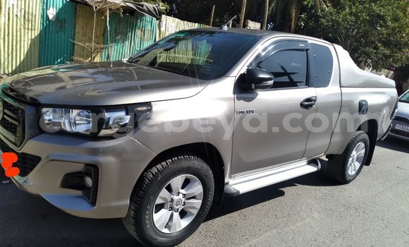 Buy Used Toyota Hiluxe Revo Silver Car in Addis–Ababa in Ethiopia Buy Used Toyota Hiluxe Revo Silver Car in Addis–Ababa in Ethiopia