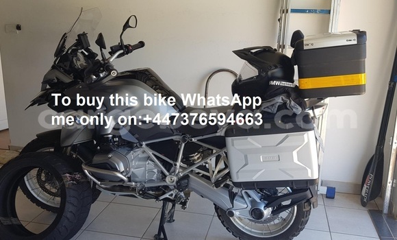 ይግዙ ያገለገለ BMW R1200GS Adventure ብር ሞተር በ አዲስ አበባ በ ኢትዮጵያ ይግዙ ያገለገለ BMW R1200GS Adventure ብር ሞተር በ አዲስ አበባ በ ኢትዮጵያ