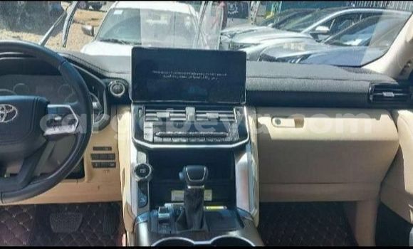 Buy Used Toyota Land Cruiser White Car in Addis–Ababa in Ethiopia Buy Used Toyota Land Cruiser White Car in Addis–Ababa in Ethiopia