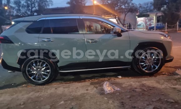 Buy Used Toyota RAV4 Blue Car in Addis–Ababa in Ethiopia Buy Used Toyota RAV4 Blue Car in Addis–Ababa in Ethiopia