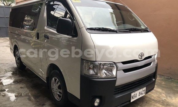 Buy Used Toyota Hiace White Car in Asasa in Oromia